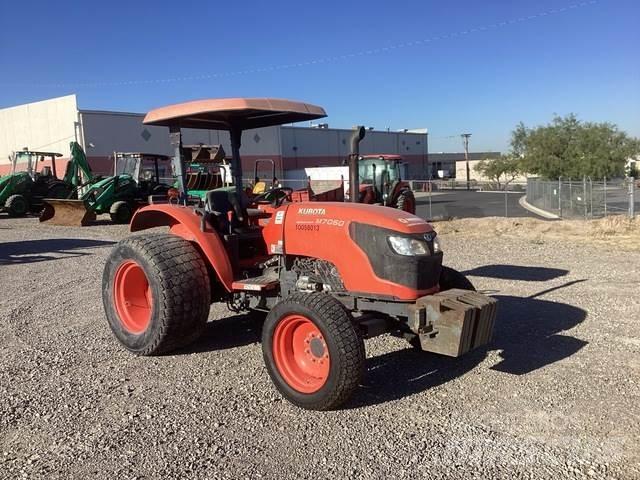 Kubota M7060D Compact tractors