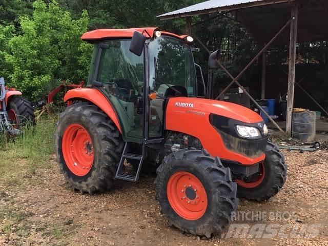 Kubota M7060D Tractors