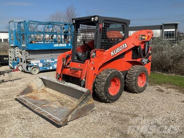 Kubota SSV75 Skid steer loaders