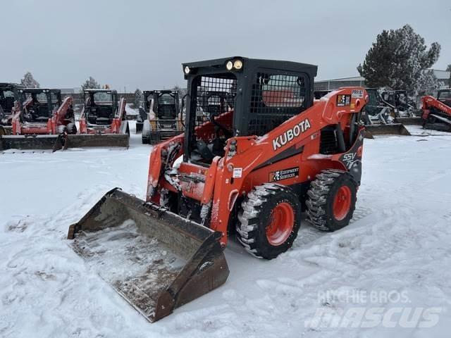 Kubota SSV75 Skid steer loaders