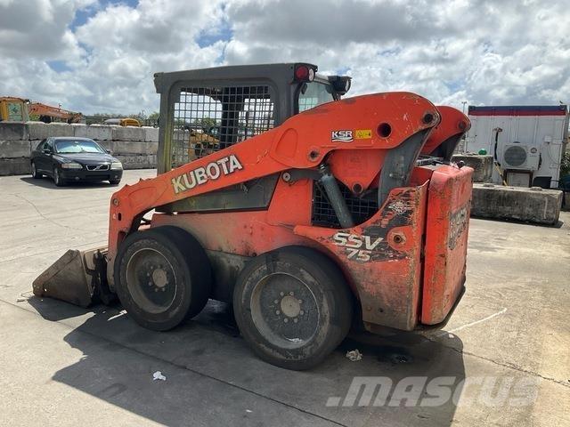 Kubota SSV75 Skid steer loaders