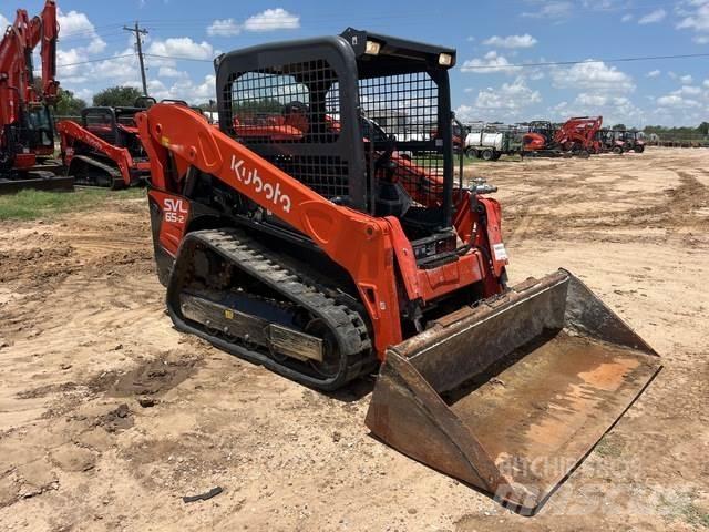 Kubota SVL65-2 Skid steer loaders