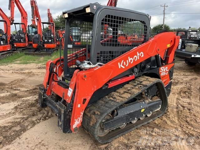 Kubota SVL65-2 Skid steer loaders