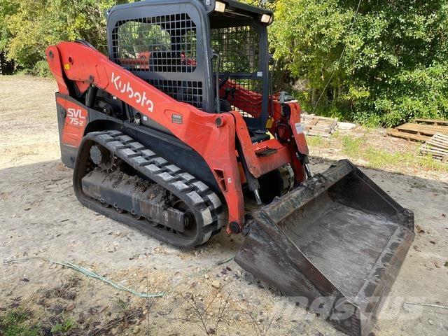 Kubota SVL75-2 Skid steer loaders