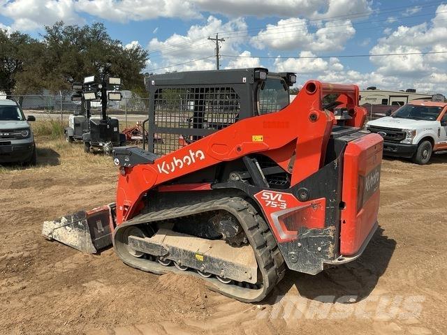 Kubota SVL75-3 Skid steer loaders