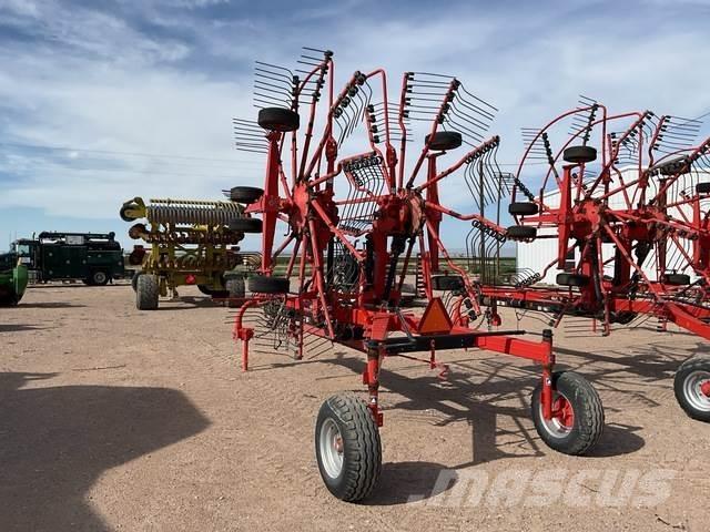 Kuhn GA7501+ Rakes and tedders