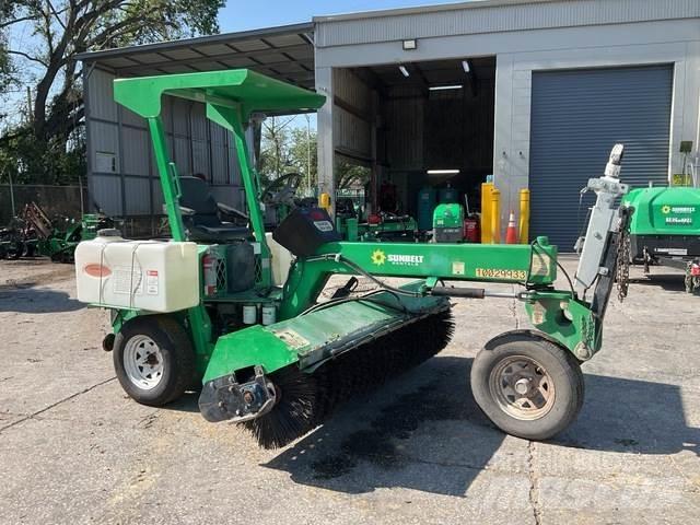 Lay-Mor SM300 Indoor sweepers