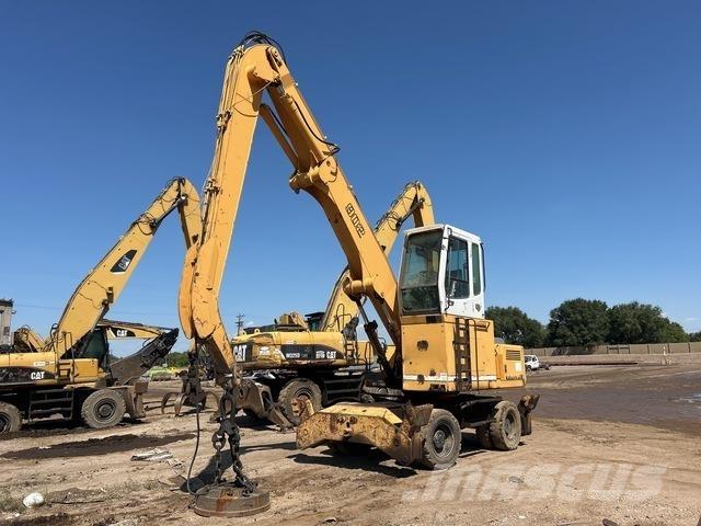 Liebherr A902 Waste / industry handlers