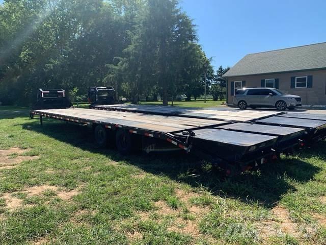 Load Trail  Car carrier
