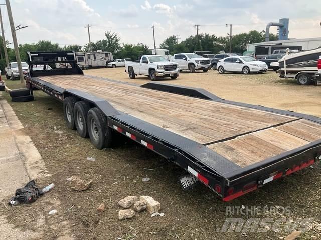 Load Trail  Car carrier