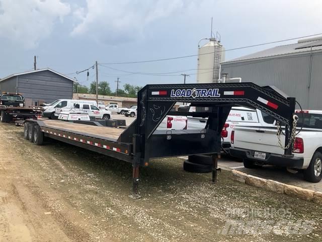 Load Trail  Car carrier