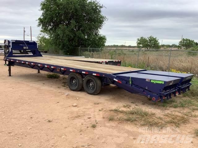 Load Trail  Car carrier