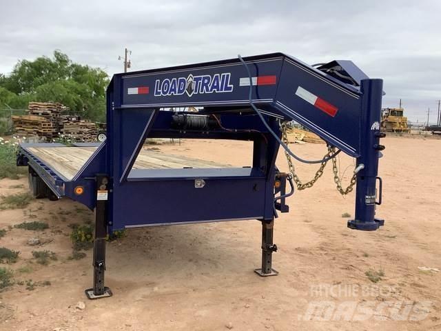 Load Trail  Car carrier