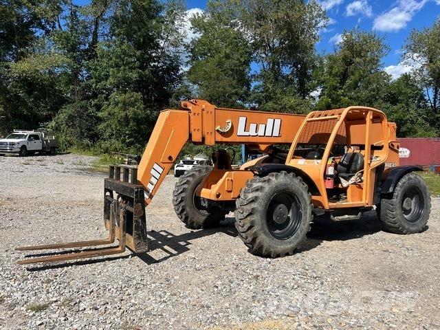 Lull 944E-42 Telescopic boom lifts