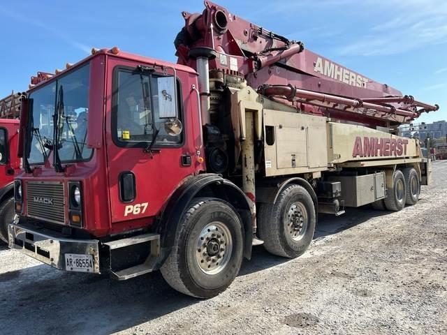 Mack  Concrete pumps