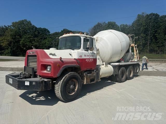 Mack CH613 Other trucks