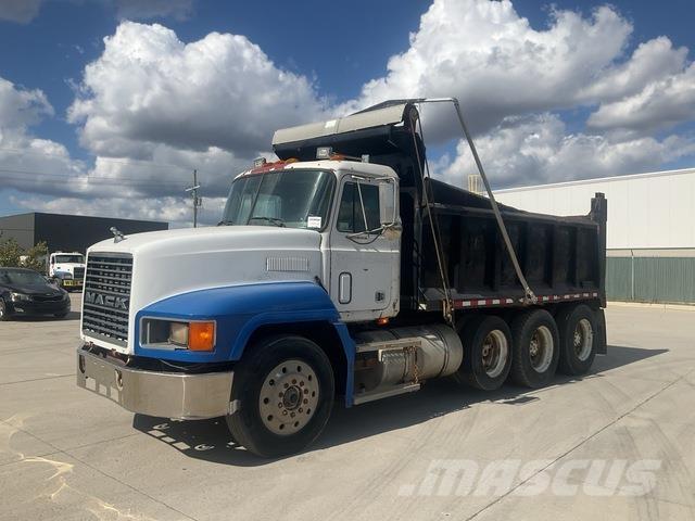 Mack CH613 Tipper trucks