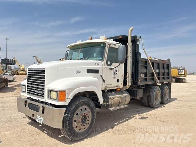 Mack CHU613 Tipper trucks