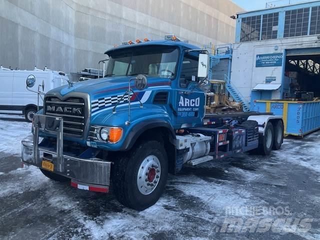 Mack CV713 Skip bin truck