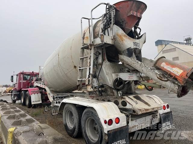 Mack CXU613 Prime Movers