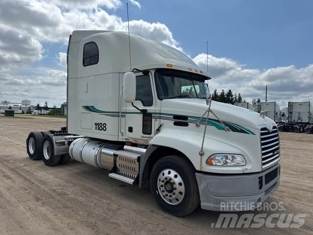 Mack CXU613 Prime Movers