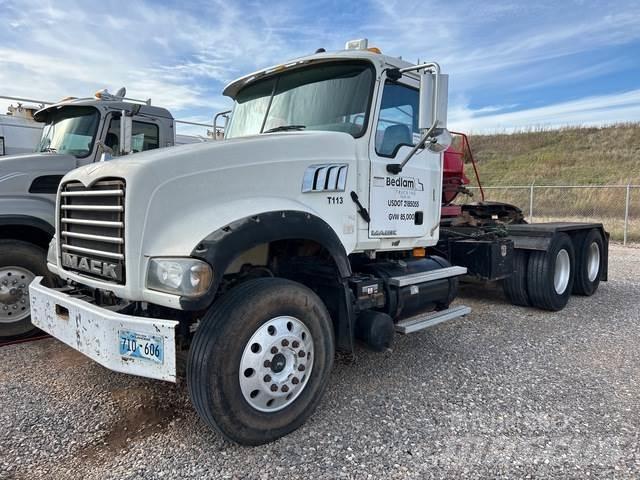 Mack GU713 Prime Movers