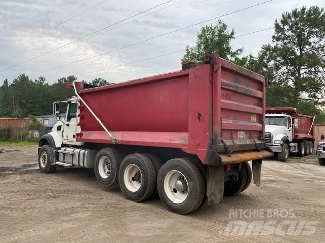 Mack GU713 Tipper trucks