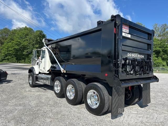 Mack GU713 Tipper trucks