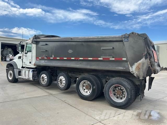 Mack GU713 Tipper trucks