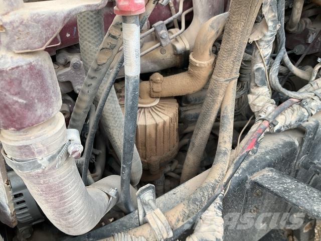 Mack GU713 Flatbed / Dropside trucks