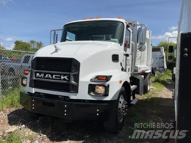 Mack MD Waste trucks