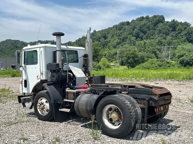 Mack MR688P Terminal tractors