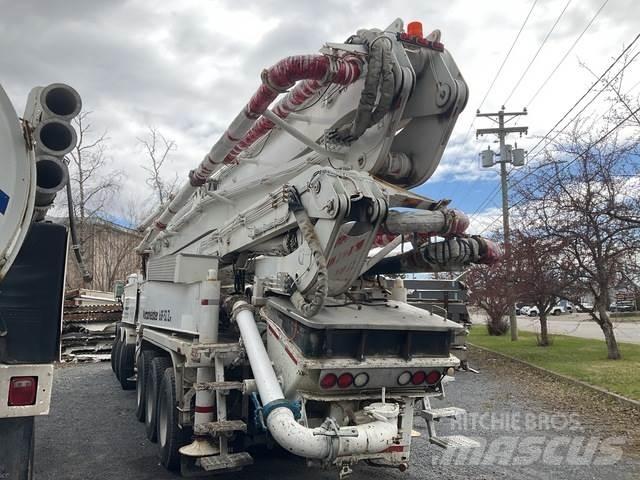 Mack MR688S Concrete pumps