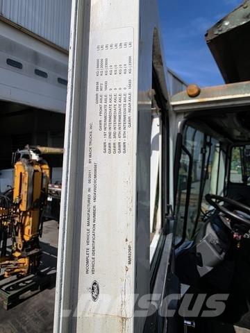 Mack MRU613 Waste trucks