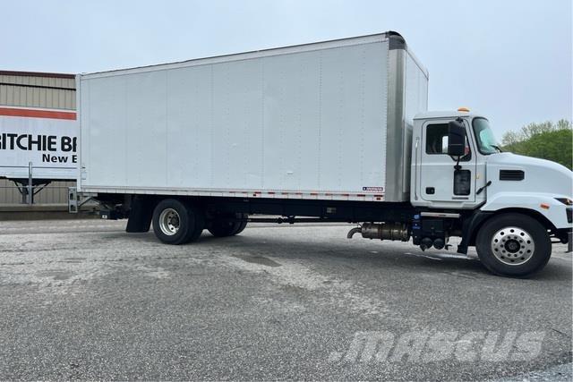 Mack MS642 Box trucks