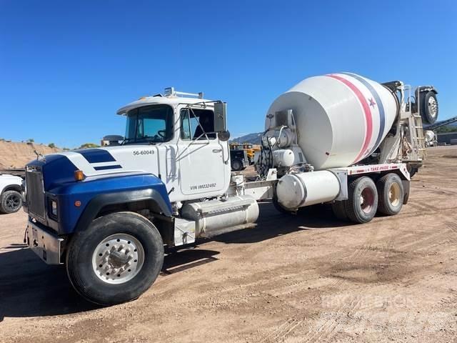 Mack RD Other trucks