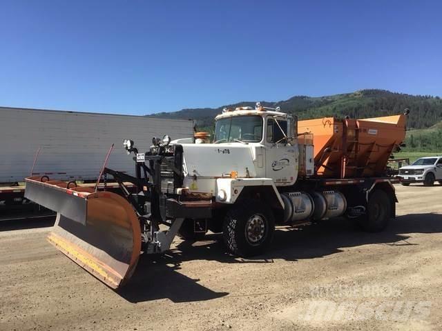 Mack RM6 Snow blades and plows