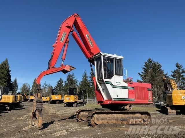 Madill 3800C Knuckle boom loaders