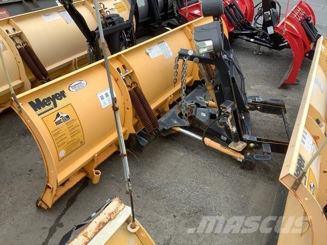 Meyer LP-9.0 Snow blades and plows