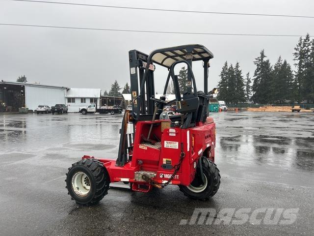 Moffett M55 Truck mounted forklifts