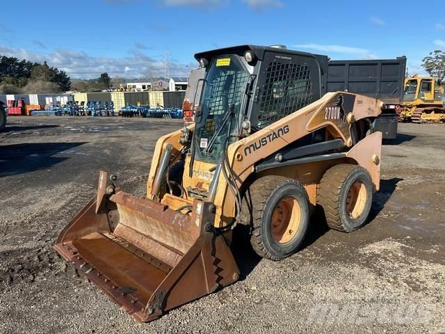 Mustang 2700V Skid steer loaders