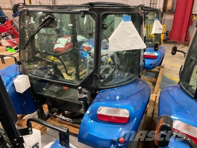 New Holland  Cabins and interior
