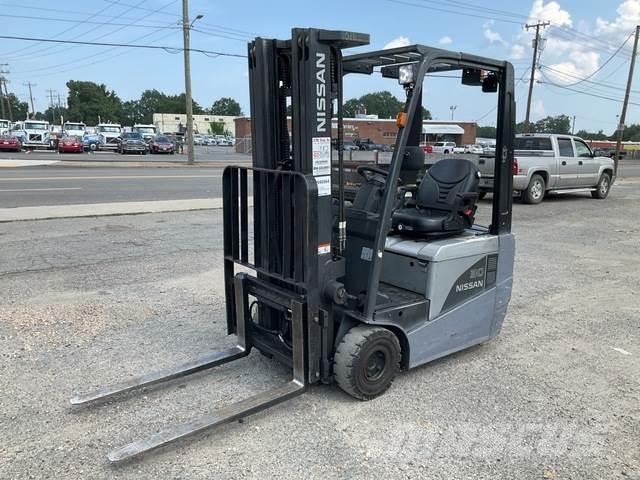 Nissan 1N1L15Y Electric forklift trucks