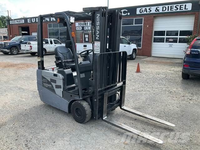 Nissan 1N1L15Y Electric forklift trucks