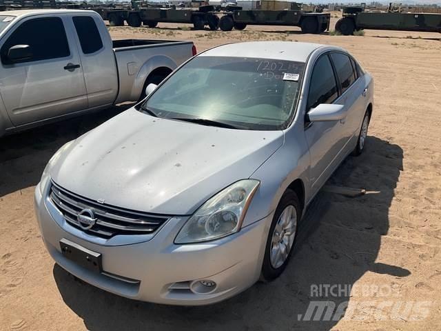 Nissan Altima Cars