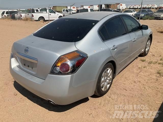Nissan Altima Cars