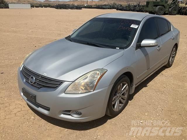Nissan Altima Cars