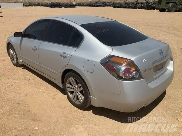 Nissan Altima Cars