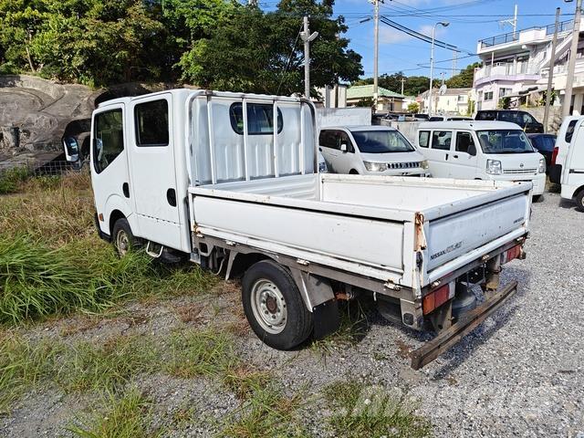 Nissan ATLAS Flatbed / Dropside trucks