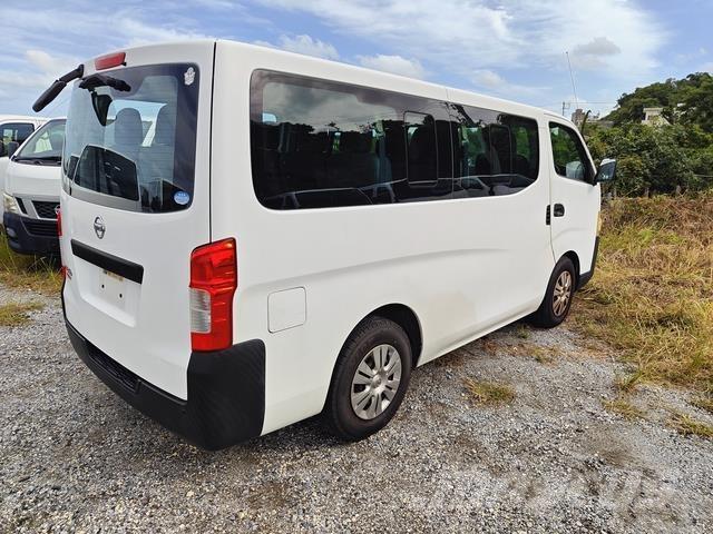 Nissan Caravan Mini bus